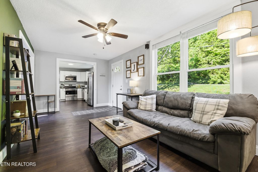 Photo of 5312 Avis Lane, Knoxville, TN 37914 (MLS # 1338287)