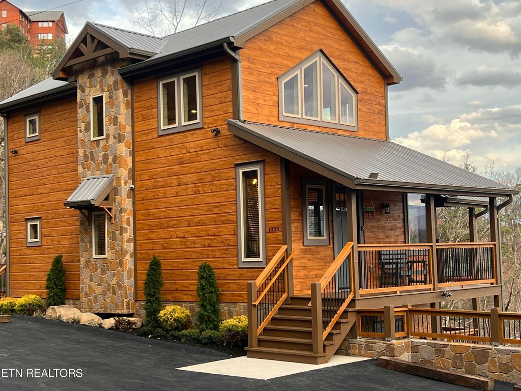 Photo of 1835 Red Bone Way, Sevierville, TN 37876 (MLS # 1332492)