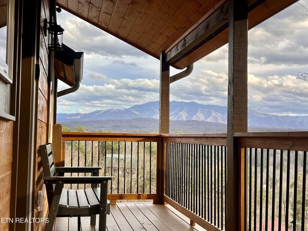 Photo of 1835 Red Bone Way, Sevierville, TN 37876 (MLS # 1332492)