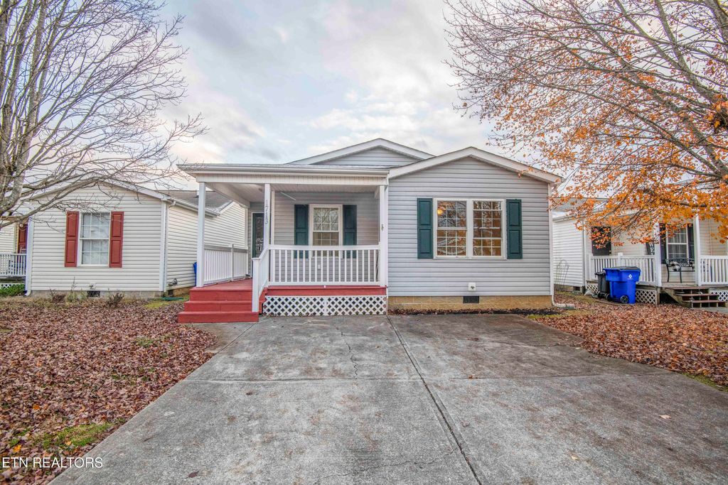 Photo of 1713 Sails Way, Knoxville, TN 37932 (MLS # 1335388)