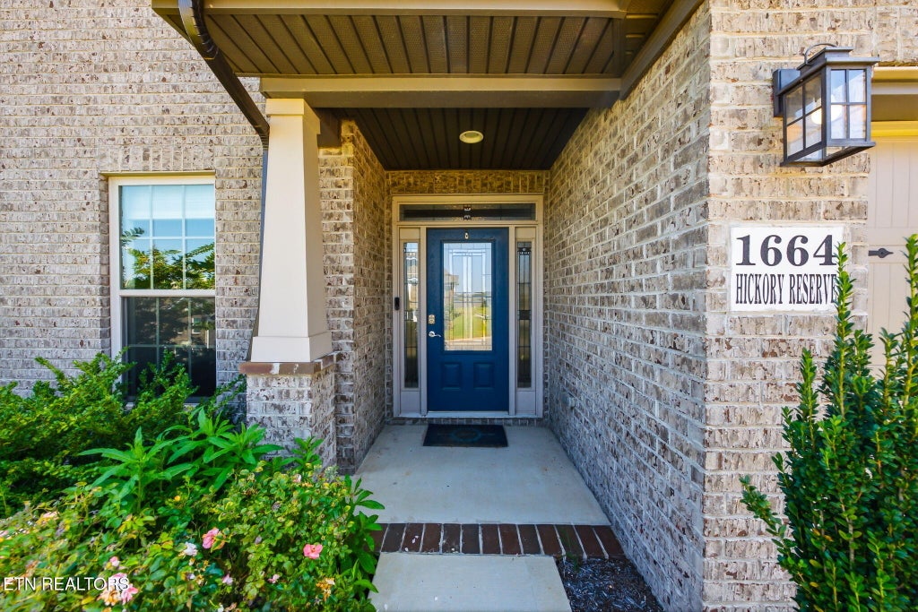 Photo of 1664 Hickory Reserve Rd, Knoxville, TN 37932 (MLS # 1354509)