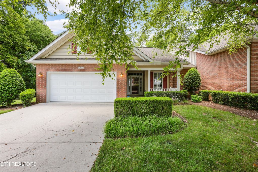 Photo of 931 Shaunessy Way, Knoxville, TN 37932 (MLS # 1346103)