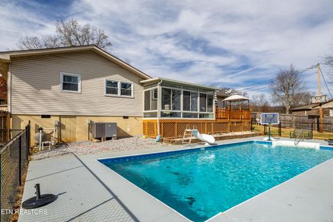 Tiny photo for 135 Rhonda Way, Rockwood, TN 37854 (MLS # 1324096)