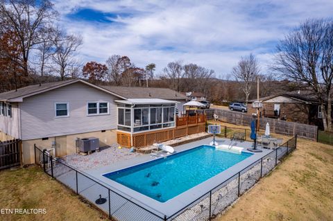 Tiny photo for 135 Rhonda Way, Rockwood, TN 37854 (MLS # 1324096)