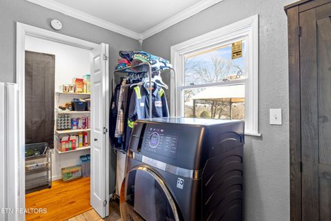 Tiny photo for 135 Rhonda Way, Rockwood, TN 37854 (MLS # 1324096)