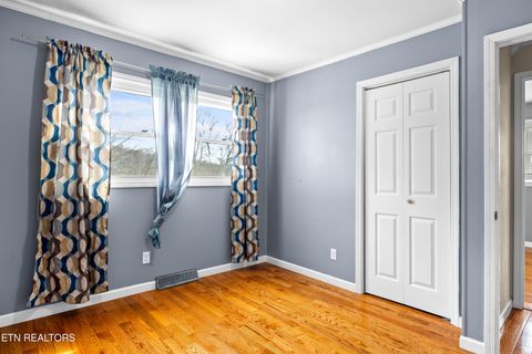 Tiny photo for 135 Rhonda Way, Rockwood, TN 37854 (MLS # 1324096)