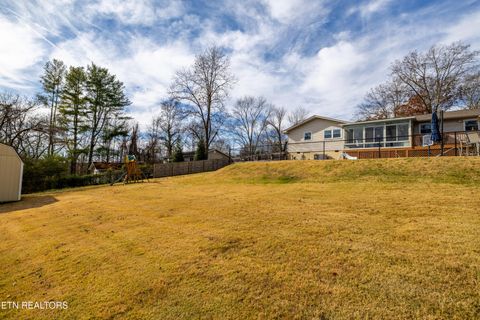 Tiny photo for 135 Rhonda Way, Rockwood, TN 37854 (MLS # 1324096)