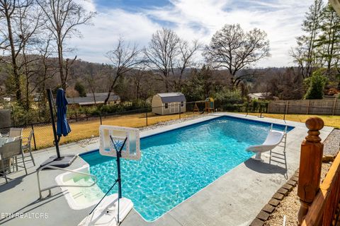 Tiny photo for 135 Rhonda Way, Rockwood, TN 37854 (MLS # 1324096)