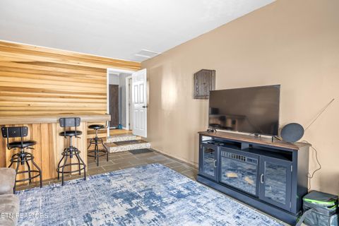 Tiny photo for 135 Rhonda Way, Rockwood, TN 37854 (MLS # 1324096)