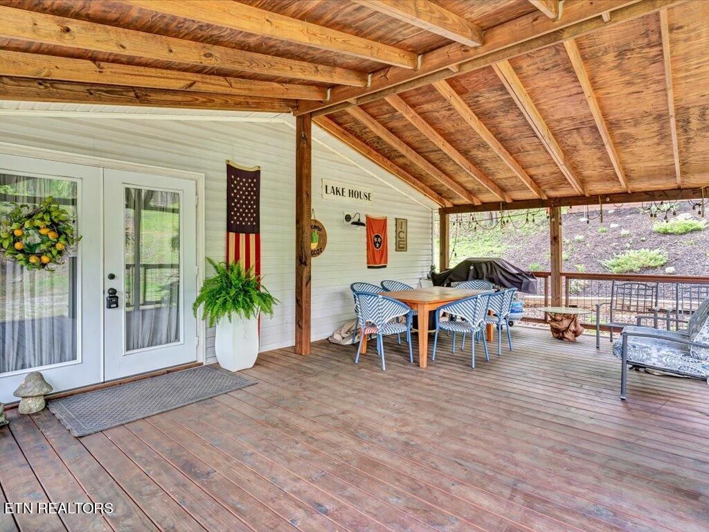 Photo of 366 Chestnut Hill Rd, New Tazewell, TN 37825 (MLS # 1260575)