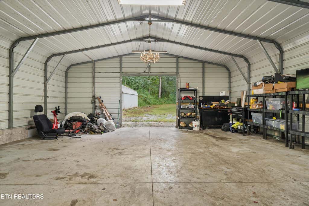 Photo of 1696 Clouds Rd, New Tazewell, TN 37825 (MLS # 1352868)