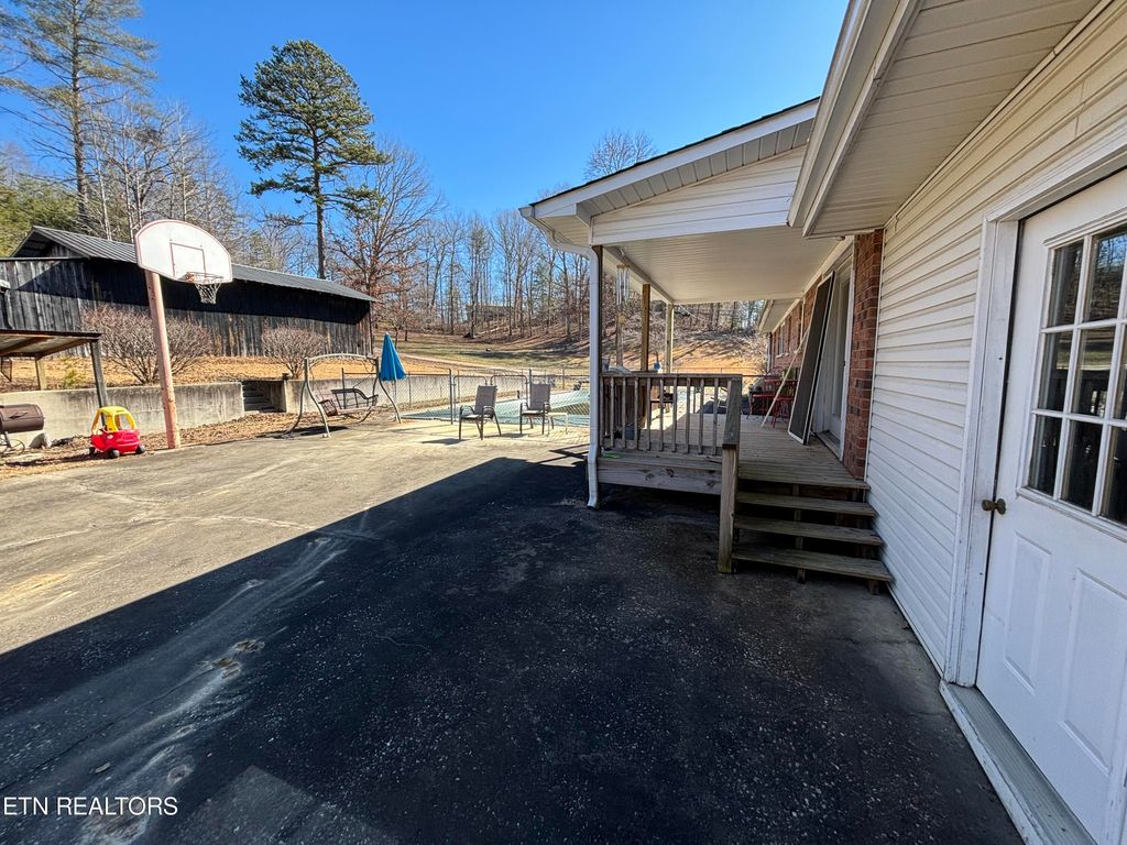 Photo of 190 Park Road Rd, Huntsville, TN 37756 (MLS # 1251668)