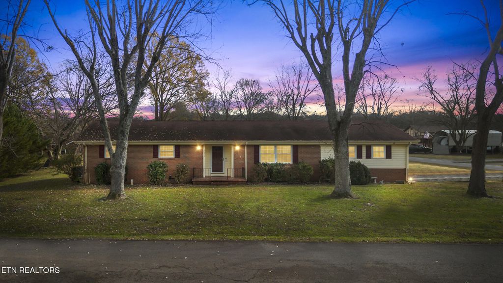 Photo of 4636 NW Meadow Ave, Cleveland, TN 37312 (MLS # 1338932)