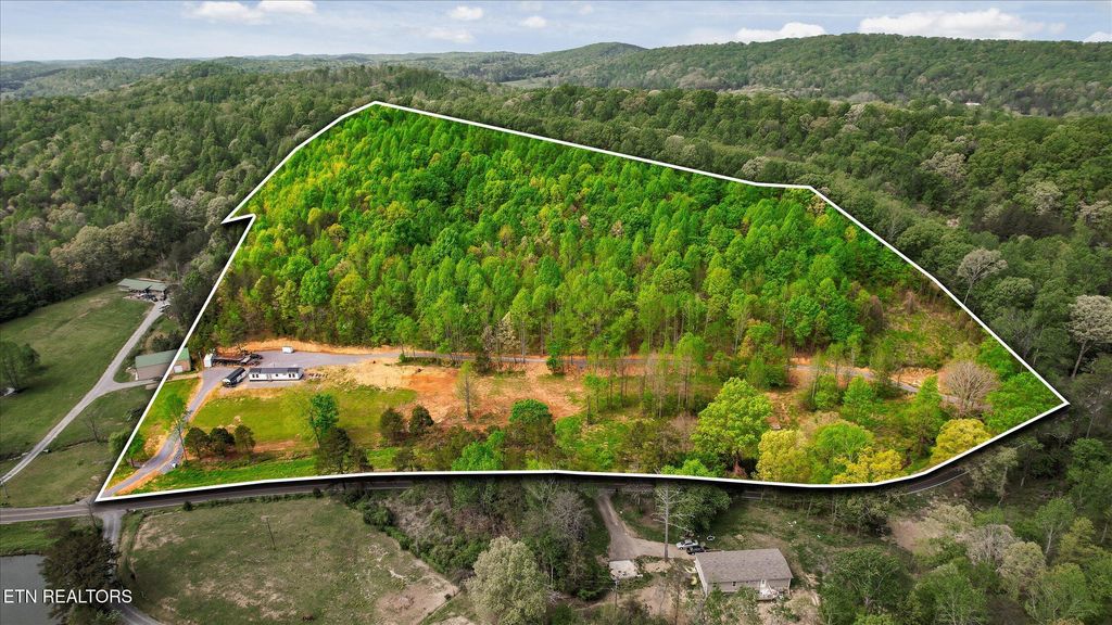 Photo of 335 County Road 188, Decatur, TN 37322 (MLS # 1337525)