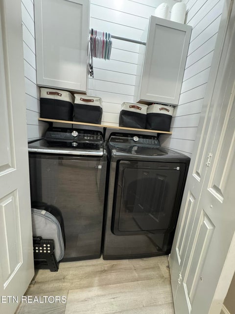 Tiny photo for 128 N Ridge Ave, Rockwood, TN 37854 (MLS # 1357506)