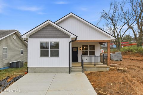 818 W Anderson Ave Knoxville TN 37921