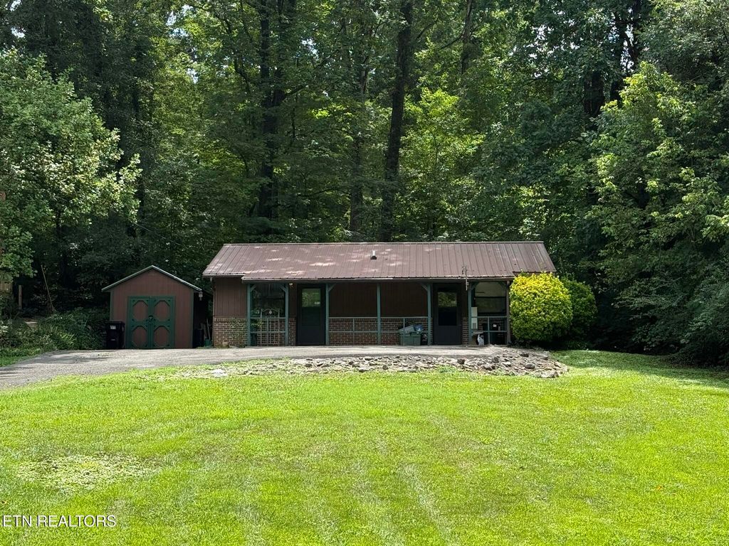 Photo of 2512 Legion Drive, Knoxville, TN 37920 (MLS # 1325727)