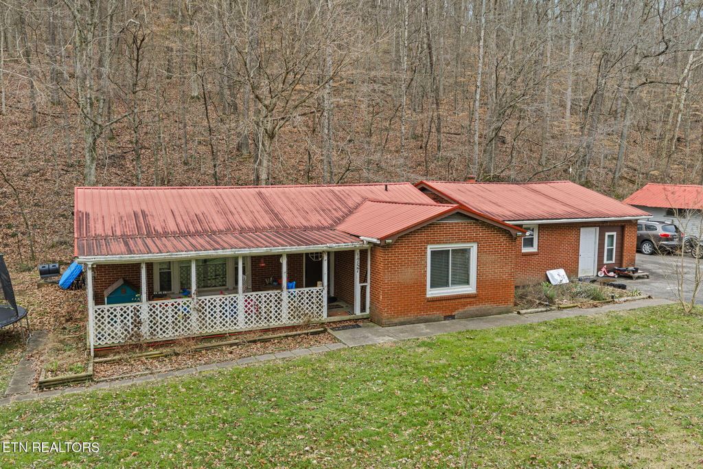 Photo of 1757 Swan Pond Rd, Harriman, TN 37748 (MLS # 1327318)