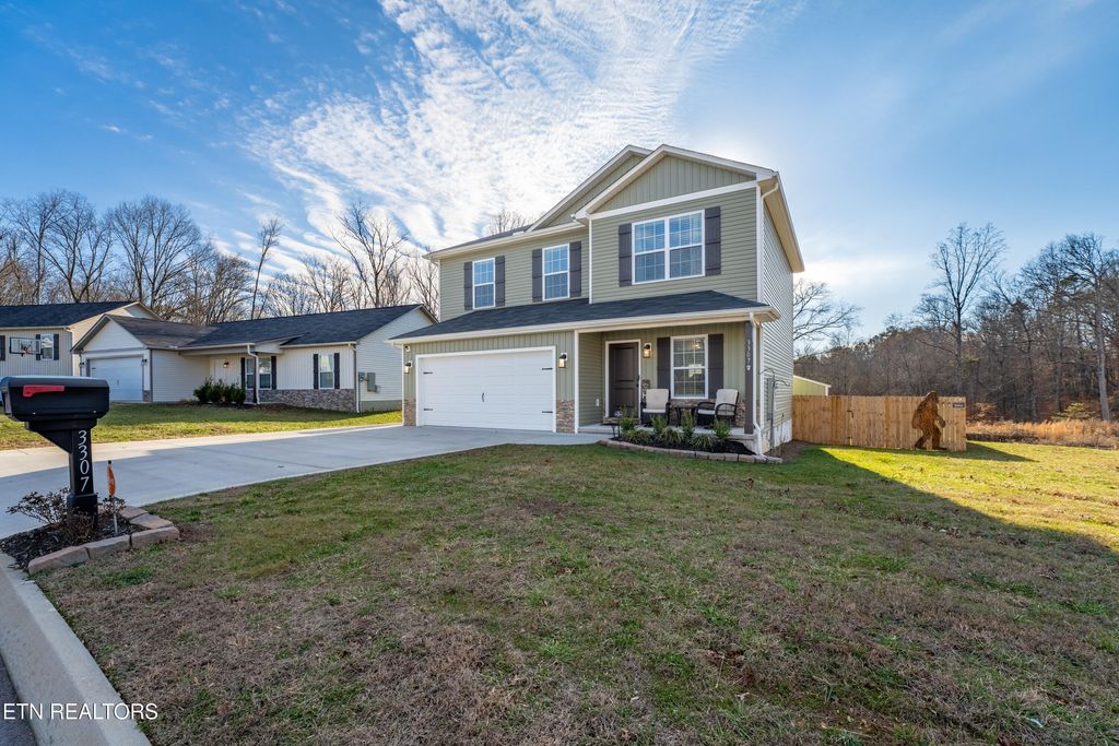 Photo of 3307 Townsend Park Lane, Powell, TN 37849 (MLS # 1326862)