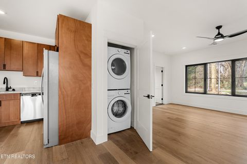 Tiny photo for 2011 Maplewood Drive, Knoxville, TN 37920 (MLS # 1327076)