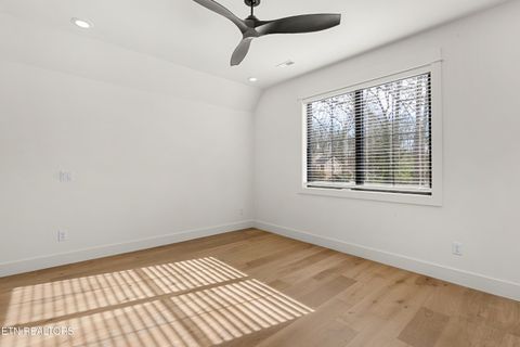 Tiny photo for 2011 Maplewood Drive, Knoxville, TN 37920 (MLS # 1327076)