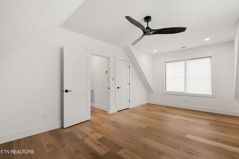 Tiny photo for 2011 Maplewood Drive, Knoxville, TN 37920 (MLS # 1327076)