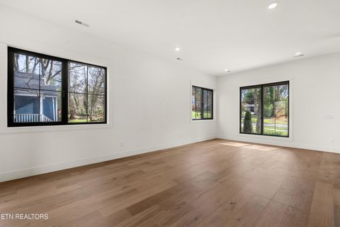 Tiny photo for 2011 Maplewood Drive, Knoxville, TN 37920 (MLS # 1327076)