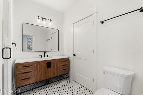 Tiny photo for 2011 Maplewood Drive, Knoxville, TN 37920 (MLS # 1327076)