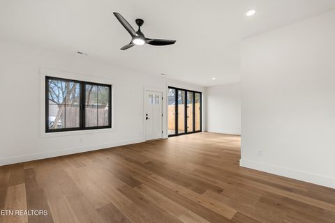 Tiny photo for 2011 Maplewood Drive, Knoxville, TN 37920 (MLS # 1327076)