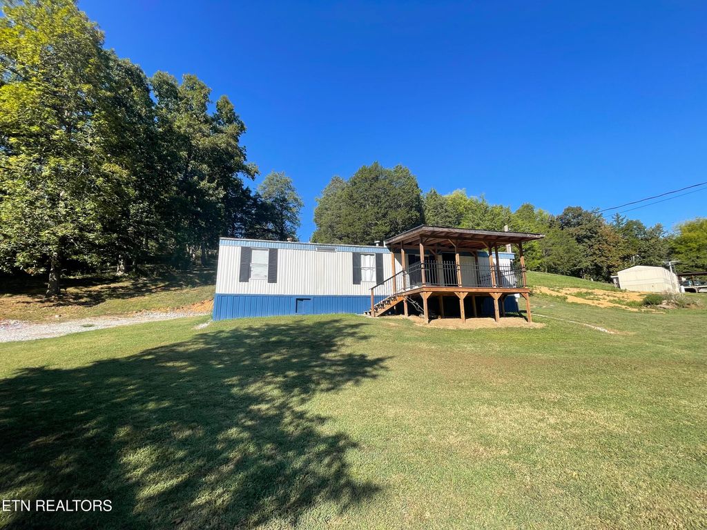Photo of 125 Cedar Lane, Vonore, TN 37885 (MLS # 1313952)