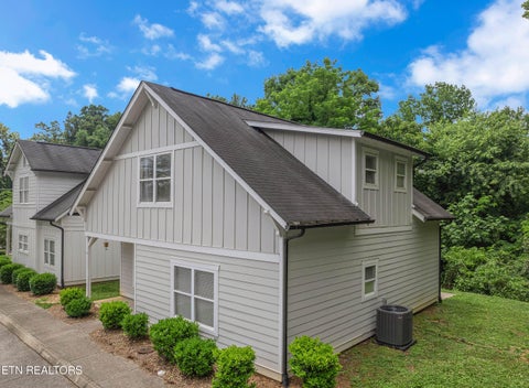 Tiny photo for 1334 Apple Blossom Way, Knoxville, TN 37920 (MLS # 1342745)