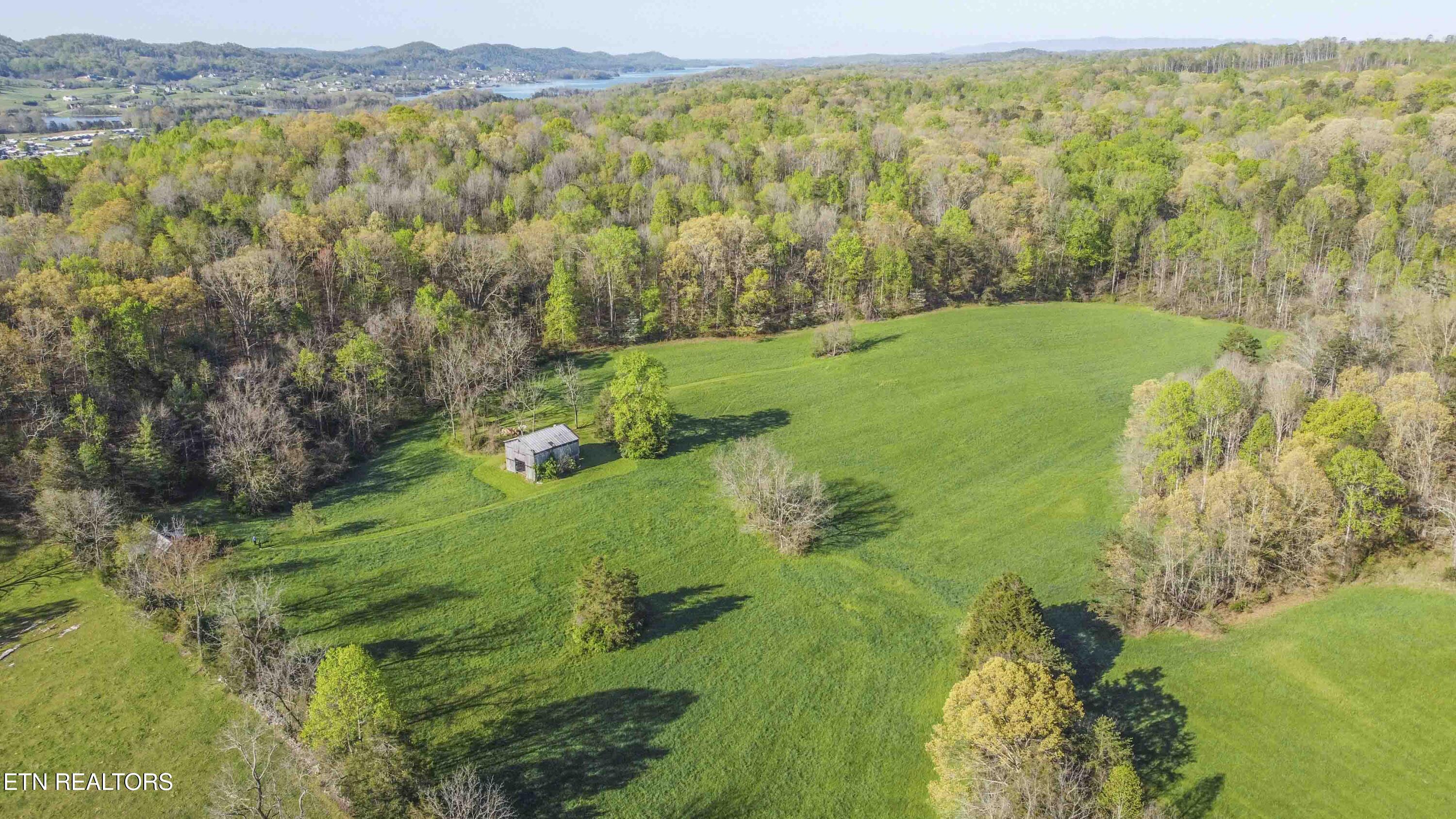 160 Lost Creek Rd