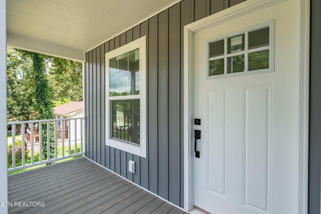 Photo of 1813 Housley Circle, Morristown, TN 37814 (MLS # 1352333)