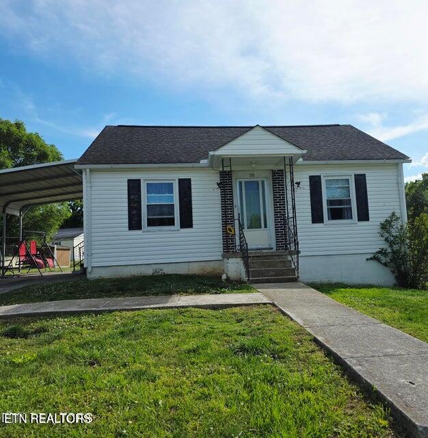 Photo of 404 E 4th St, LaFollette, TN 37766 (MLS # 1354535)