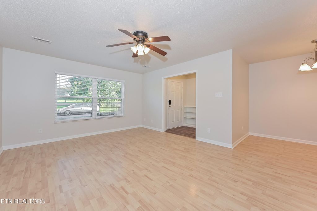 Photo of 3043 Best Rd, Maryville, TN 37803 (MLS # 1320884)