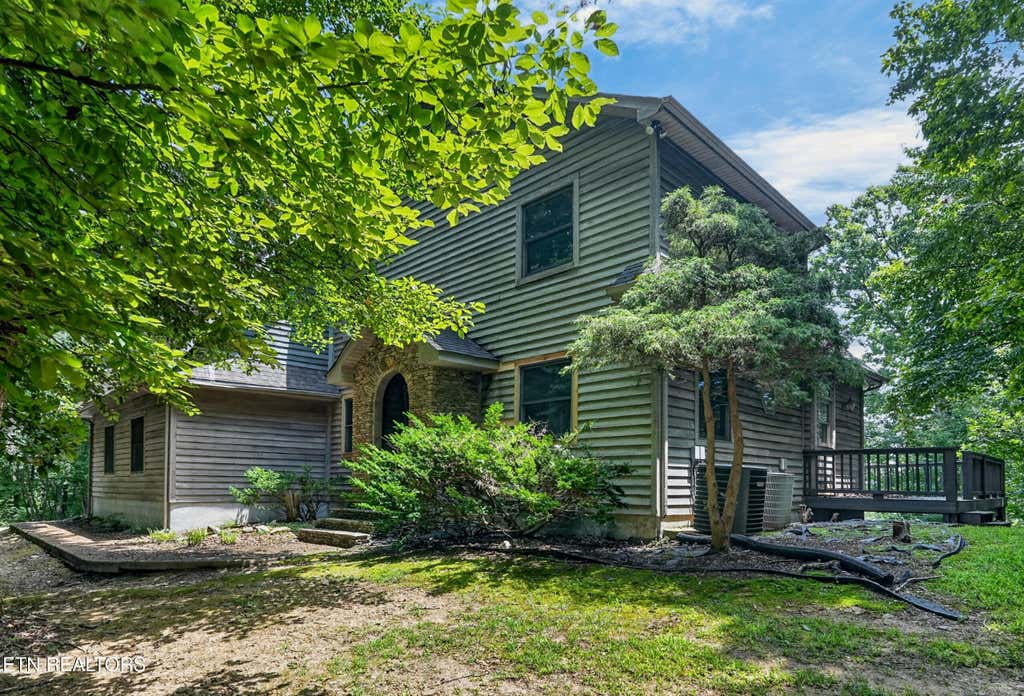 Photo of 2946 Pen Hook Rd, Monterey, TN 38574 (MLS # 1349472)