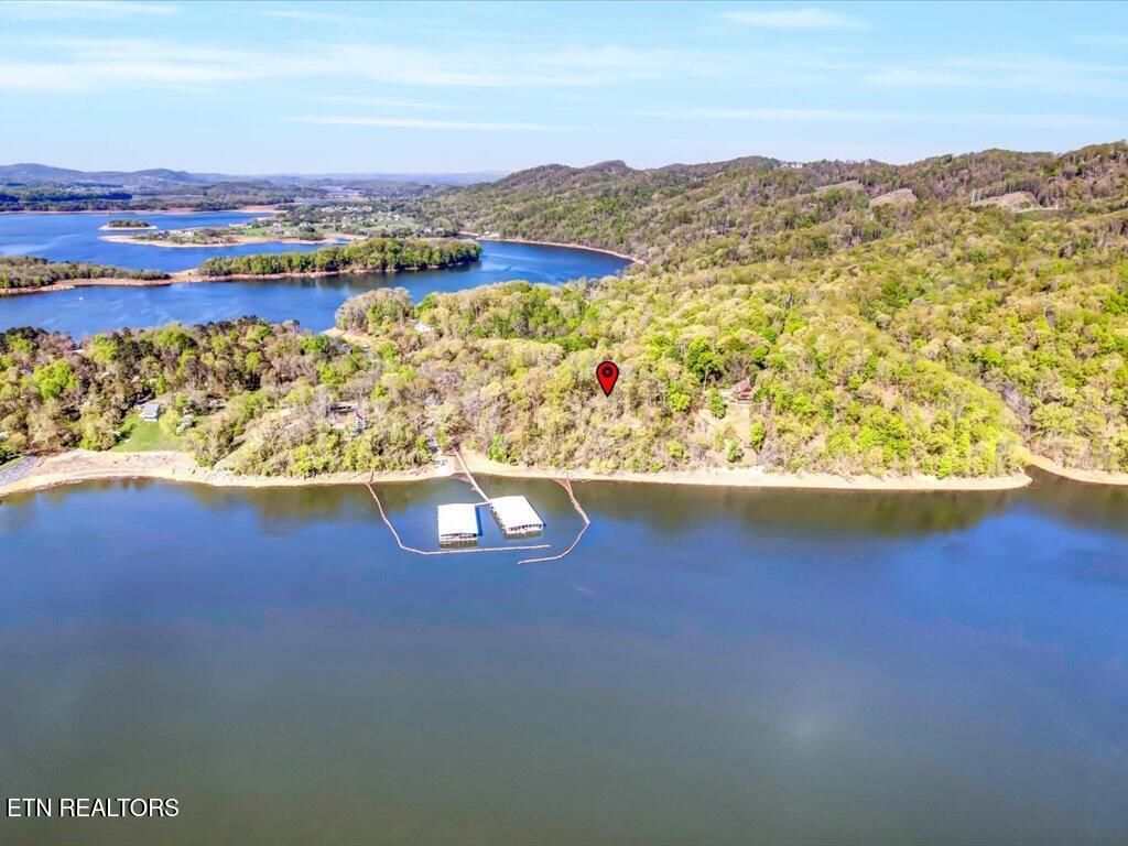 Photo of 351 Chelaque Way, Mooresburg, TN 37811 (MLS # 1300256)