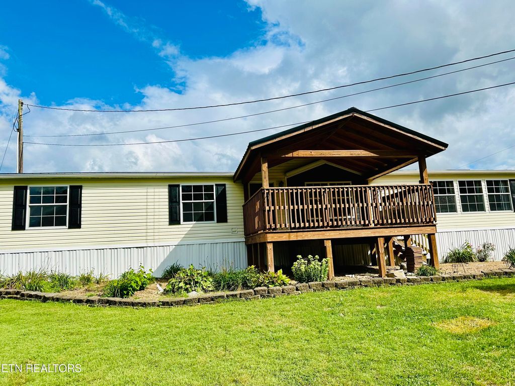 Photo of 123 love Lane, New Tazewell, TN 37825 (MLS # 1273575)