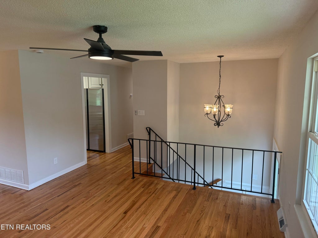 Photo of 2028 Wayne Circle, Maryville, TN 37804 (MLS # 1349306)