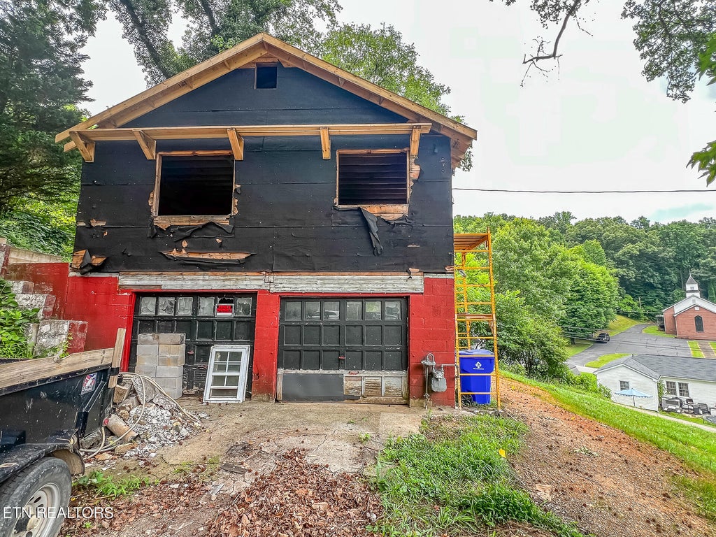 Photo of 709 Lakeview Church Lane, Harriman, TN 37748 (MLS # 1346517)