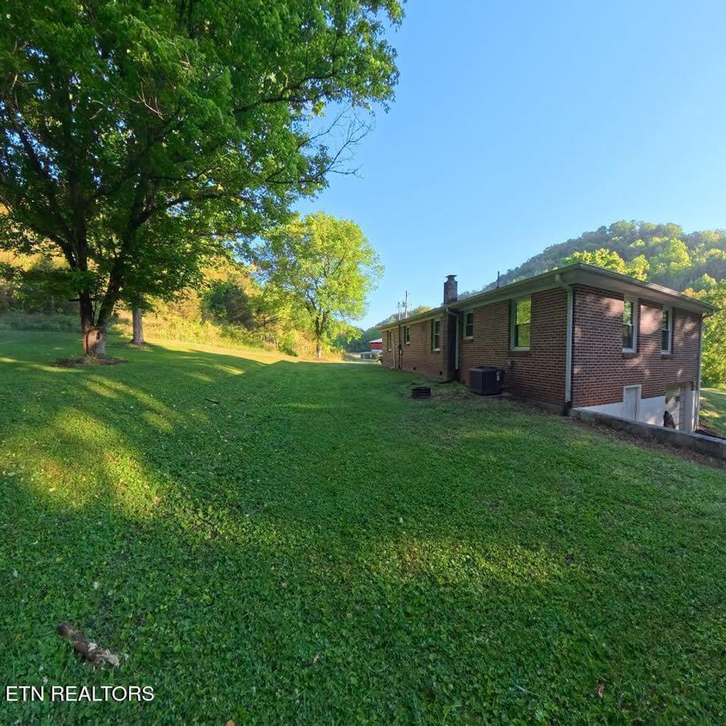 Photo of 2625 Wartrace Hwy, Whitleyville, TN 38588 (MLS # 1340182)
