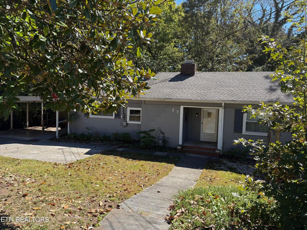 Photo of 27 Outer Drive, Oak Ridge, TN 37830 (MLS # 1318739)