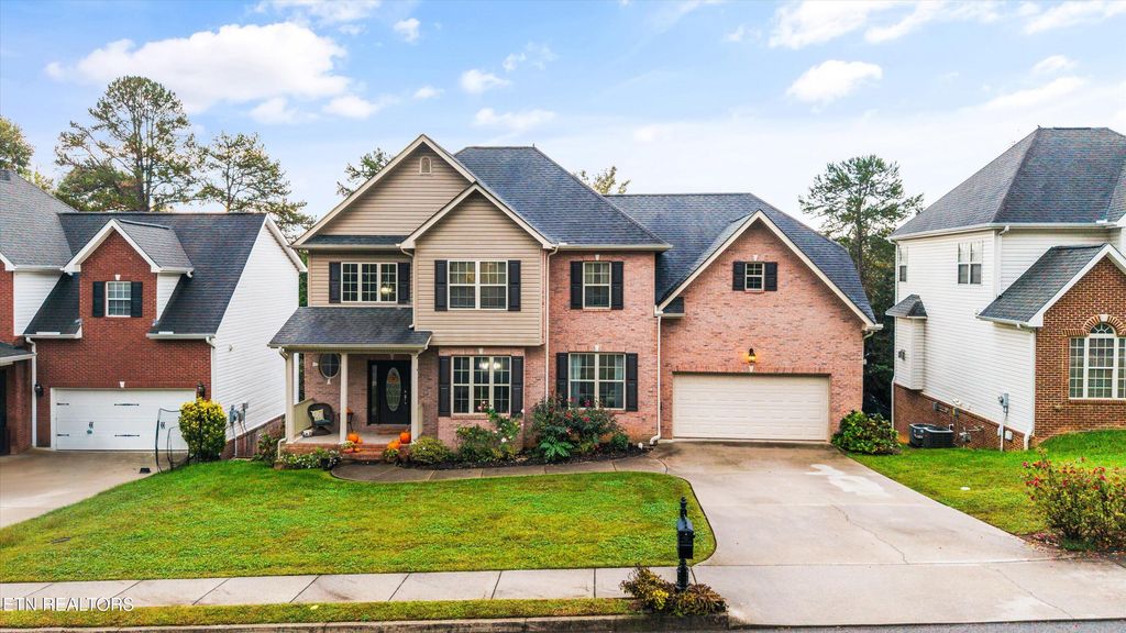 Photo of 4424 Platinum Drive, Knoxville, TN 37938 (MLS # 1318225)