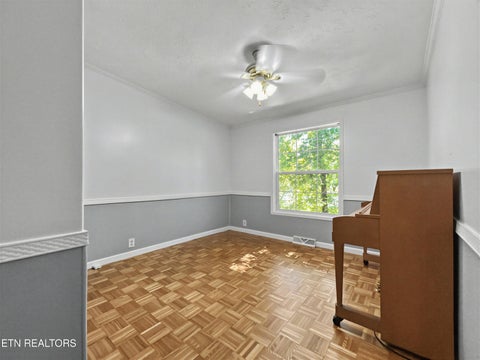 Tiny photo for 501 Park Ave, Clinton, TN 37716 (MLS # 1354393)