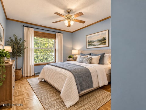 Tiny photo for 501 Park Ave, Clinton, TN 37716 (MLS # 1354393)