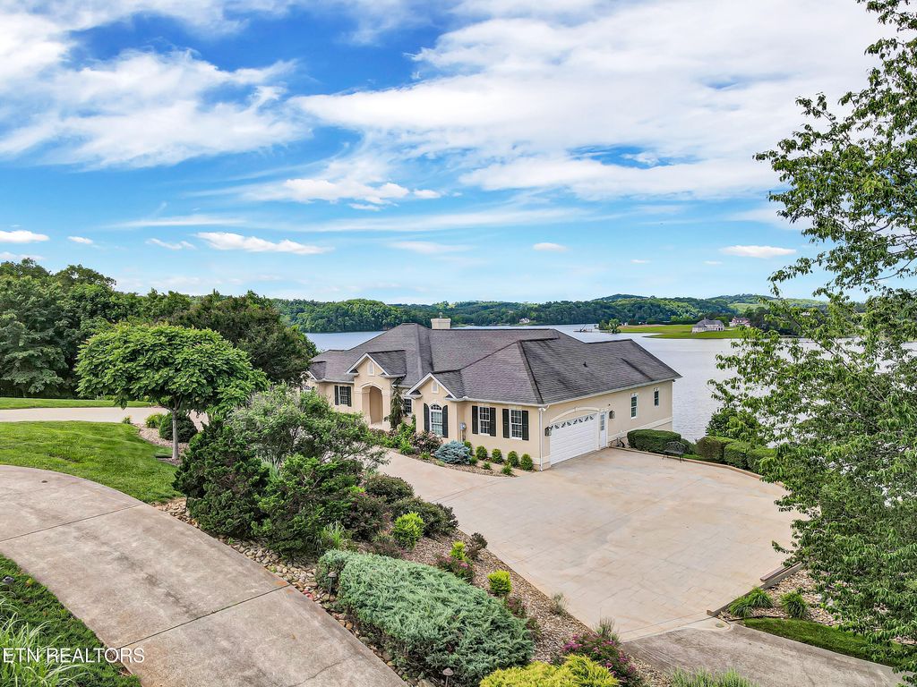 Photo of 1325 Windridge Rd, Friendsville, TN 37737 (MLS # 1263103)