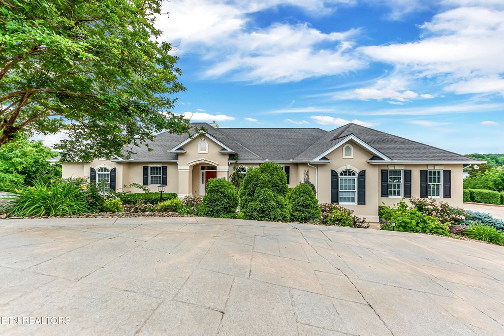 Photo of 1325 Windridge Rd, Friendsville, TN 37737 (MLS # 1263103)