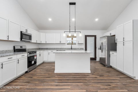 Tiny photo for 172 Sky View Meadow Drive, Crossville, TN 38555 (MLS # 1355748)