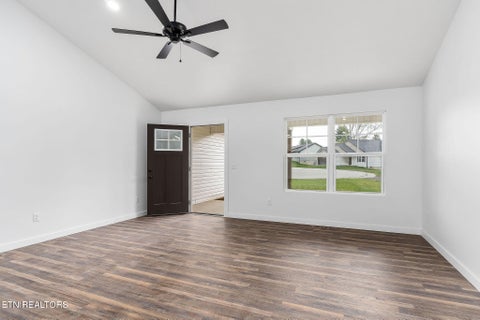 Tiny photo for 172 Sky View Meadow Drive, Crossville, TN 38555 (MLS # 1355748)