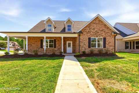 Photo of 162 Crossroads Blvd, Oak Ridge, TN 37830 (MLS # 1347656)